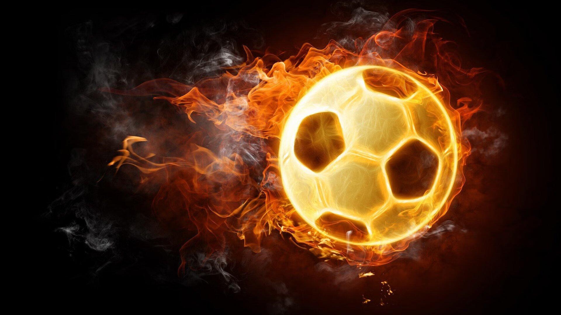 国际帆船赛激战正酣，顶尖选手逐浪争锋