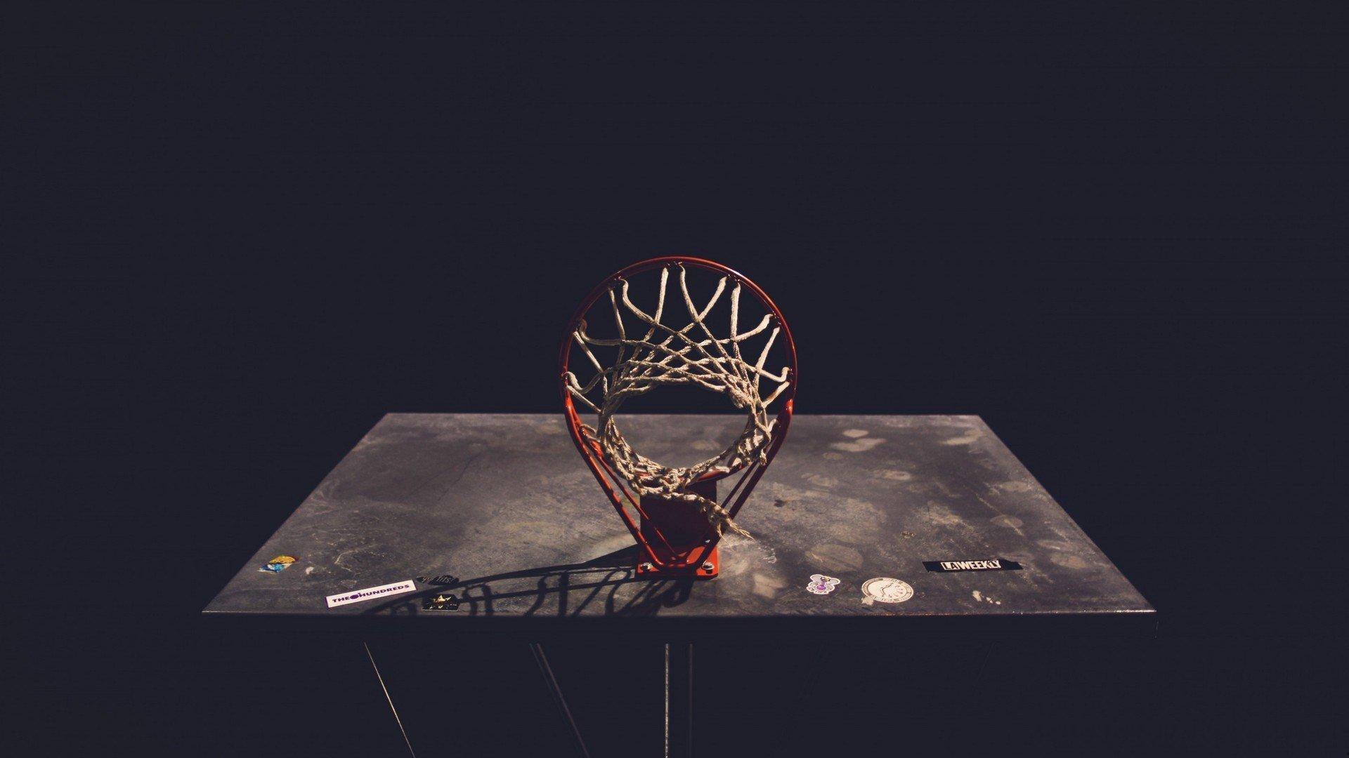 中国蝶泳新星闪耀世锦赛，200米蝶泳摘金创亚洲纪录