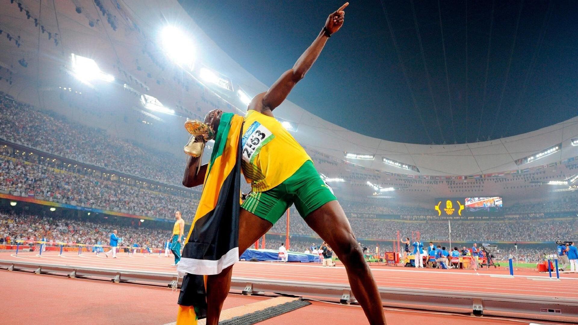 28圈：欧冠决赛巅峰对决，皇马绝杀多特蒙德，第15次捧起大耳朵杯